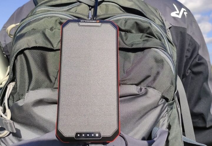 Hekosolar-Powerbank-Spark-review