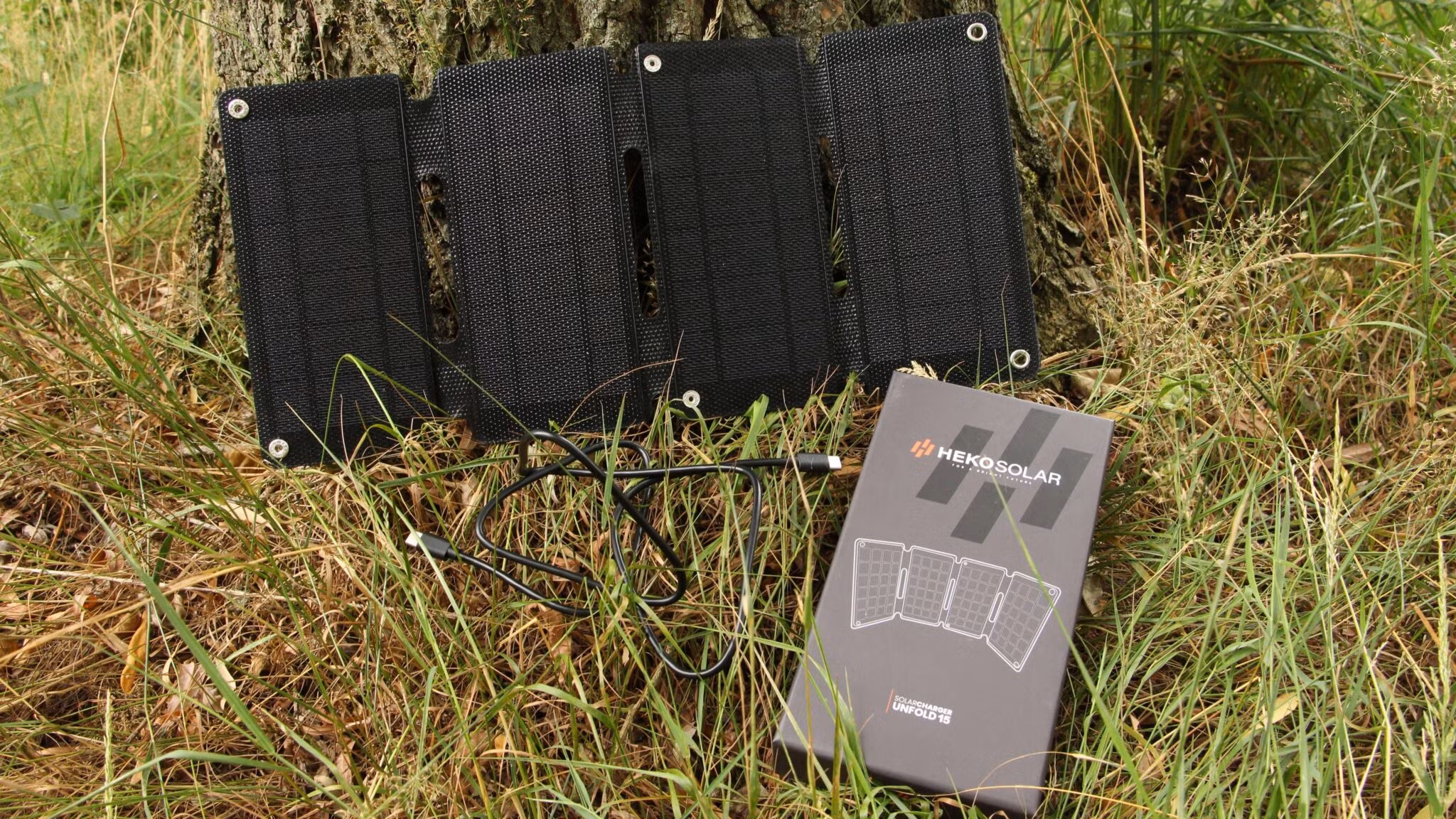 Review: powerbank fuse 140 + portable solar panel unfold 15 17 hekoslar solarpanel 3 scaled.jpg