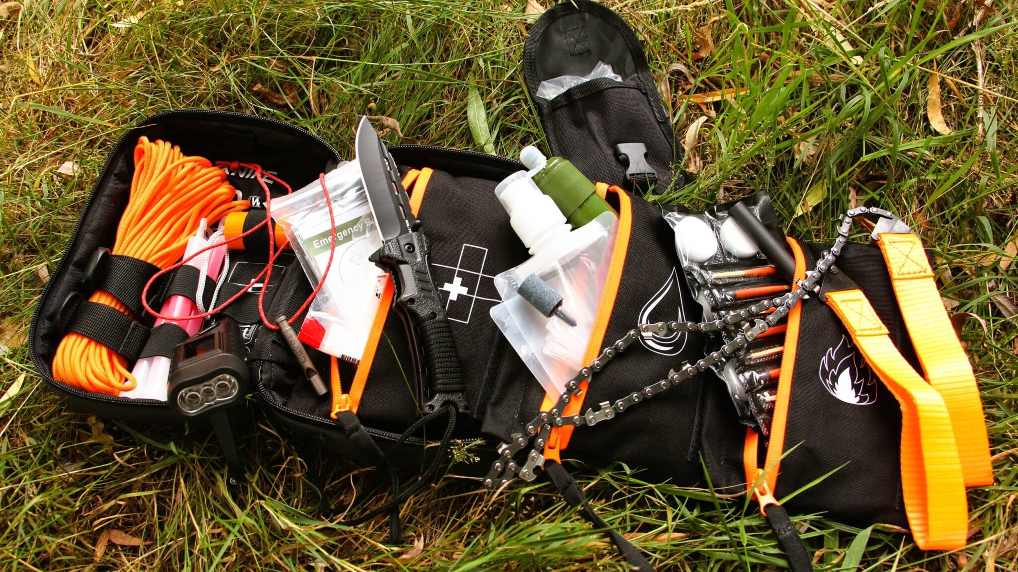 T.R.A.P 22 survival kit review 4 scaled