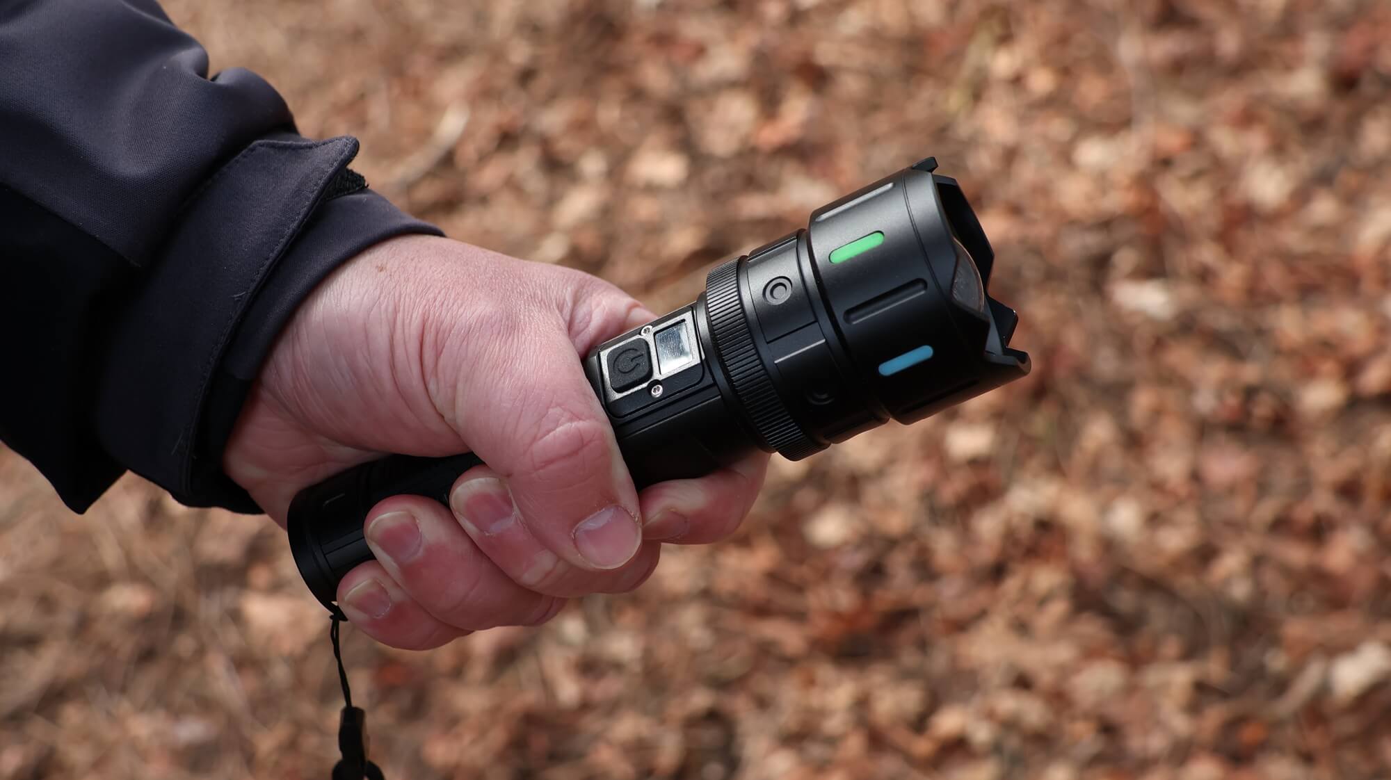 Review NovaWare zaklamp LED oplaadbaar