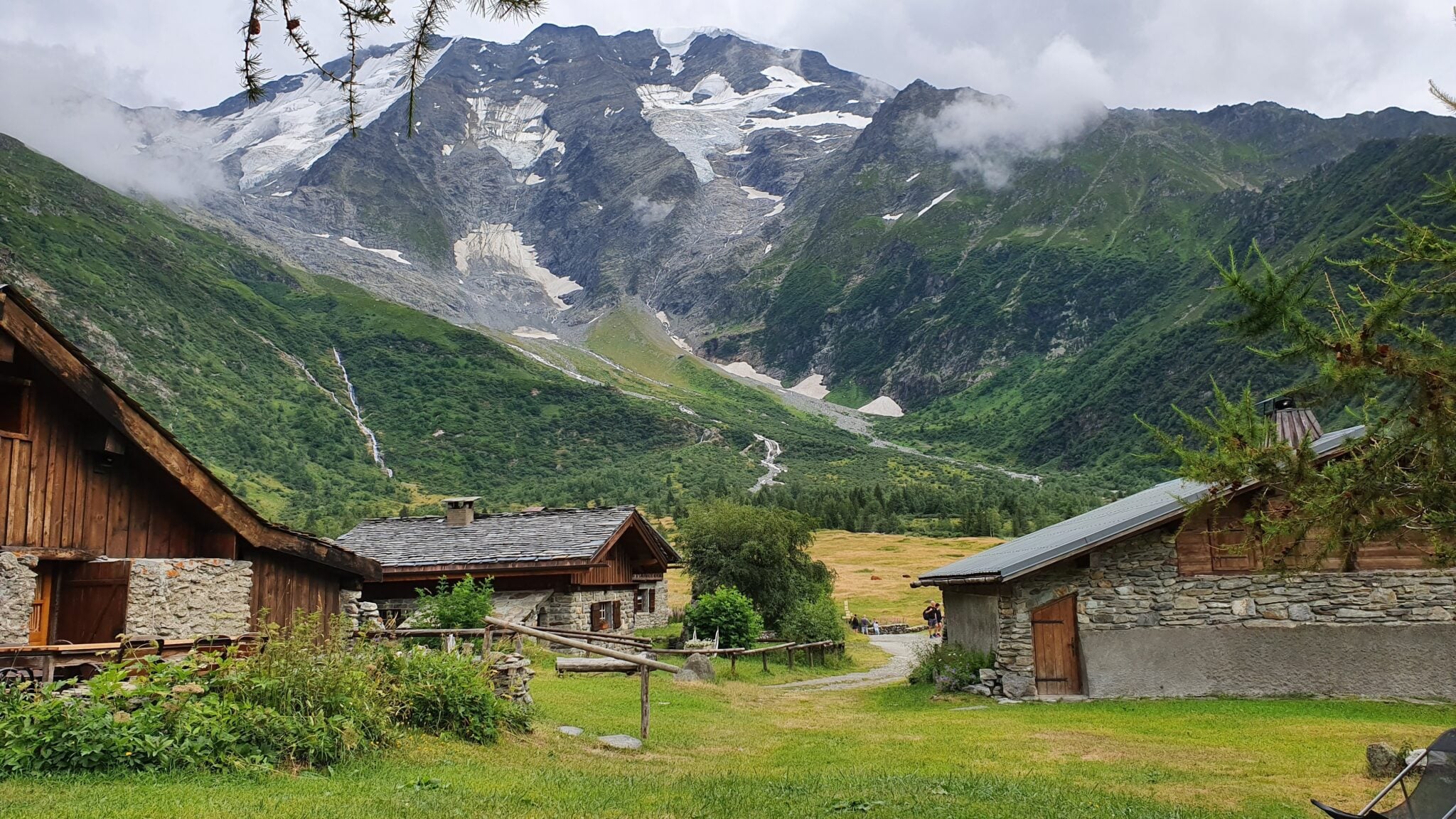 Tour du Mont Blanc zelf plannen: het begin 16 start voorbereiding TMB scaled