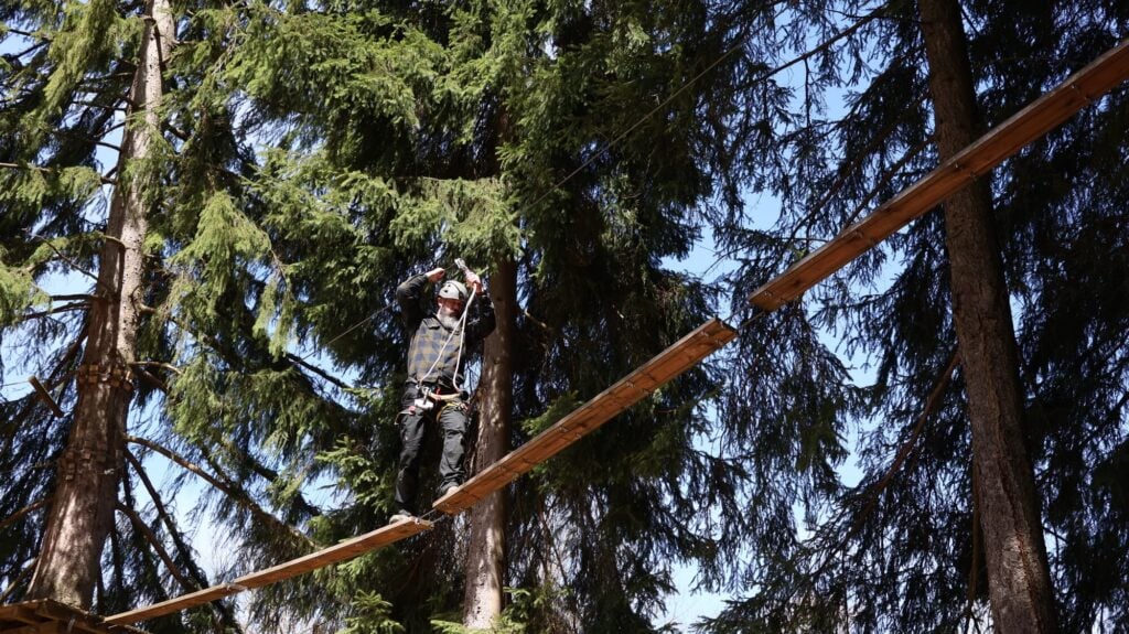 Bobslee en klimpark in Harrachov: actief de dag afsluiten in het Reuzengebergte 20 Bobslee-en-klimpark-Harrachov