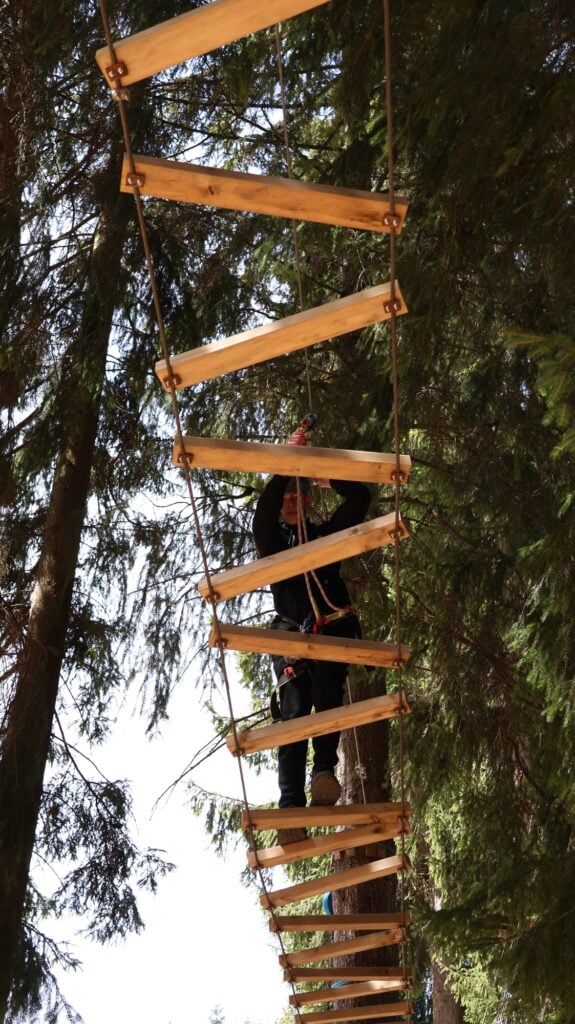 Bobslee en klimpark in Harrachov: actief de dag afsluiten in het Reuzengebergte 18 Bobslee en klimpark Harrachov 2 1