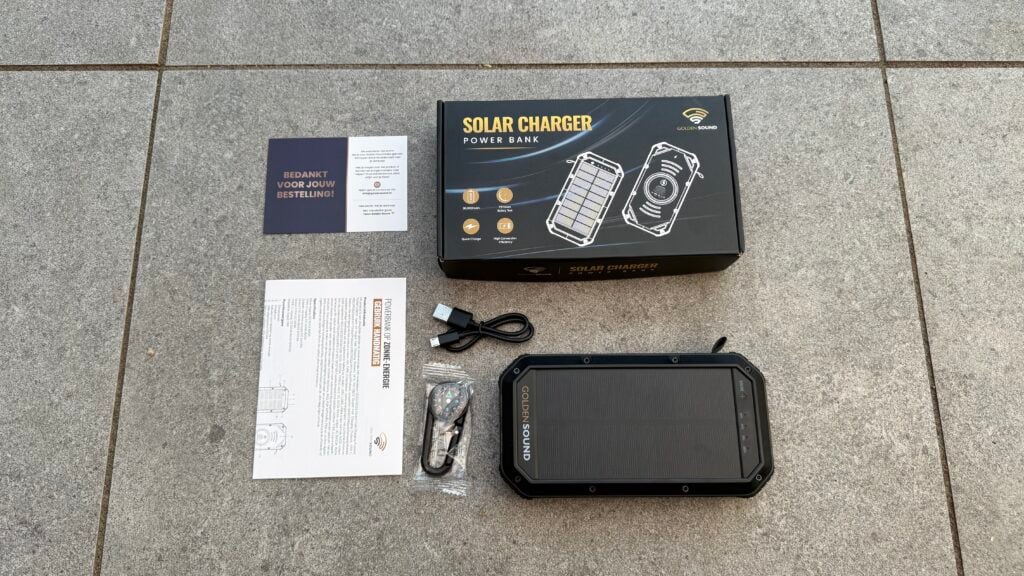 Golden Sound Solar Powerbank 27.000 mAh review 2 IMG 6889