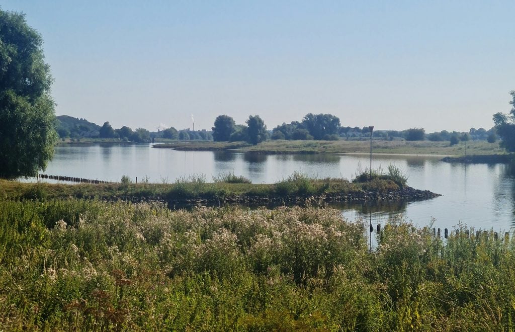 Van Wageningen naar Oosterbeek: 20 km langs de Rijn 5 Van Wageningen naar Oosterbeek: 20 km langs de Rijn